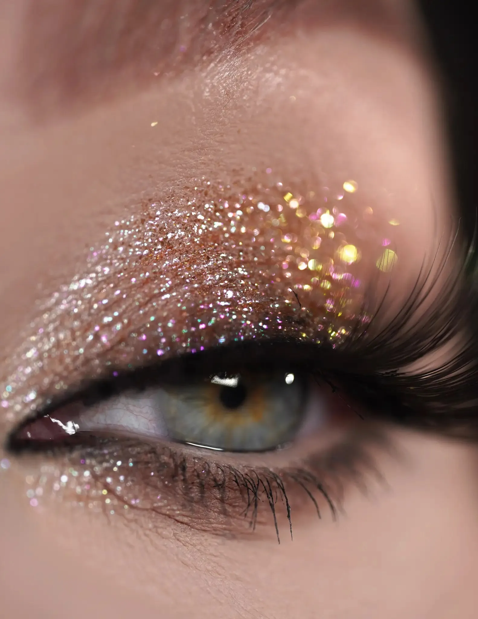 #32 Beige Eyeshadow Glitter