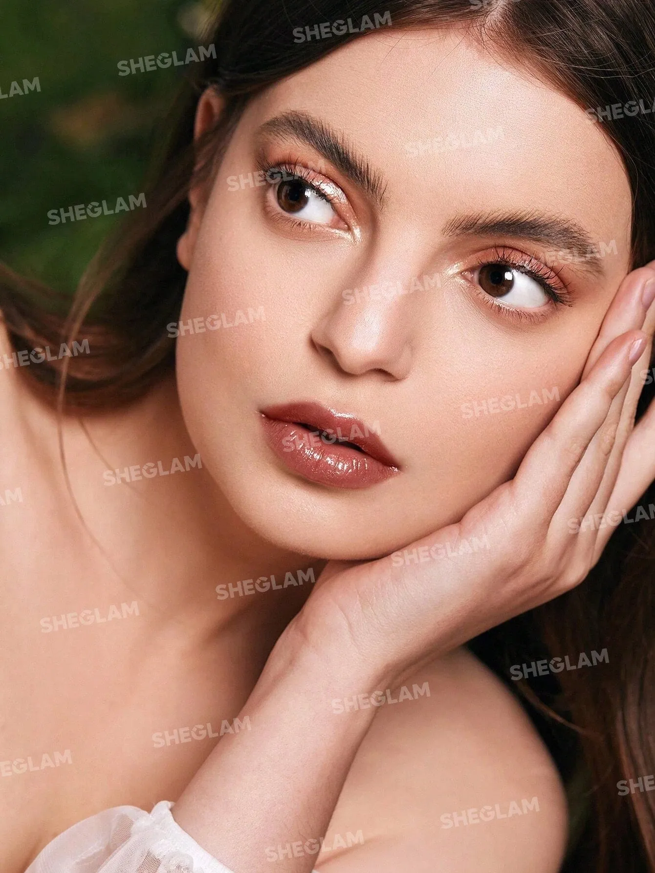 SHEGLAM Power Bouquet Lip Gloss -Power Petals  Shiny Tinted Moisturizing Lip Gloss Plumping Non-Sticky Lip Oil Repairing Cherry Blossom Extract Lip Care