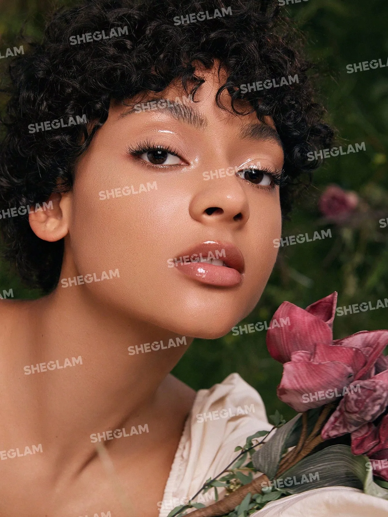 SHEGLAM Power Bouquet Lip Gloss -Power Petals  Shiny Tinted Moisturizing Lip Gloss Plumping Non-Sticky Lip Oil Repairing Cherry Blossom Extract Lip Care