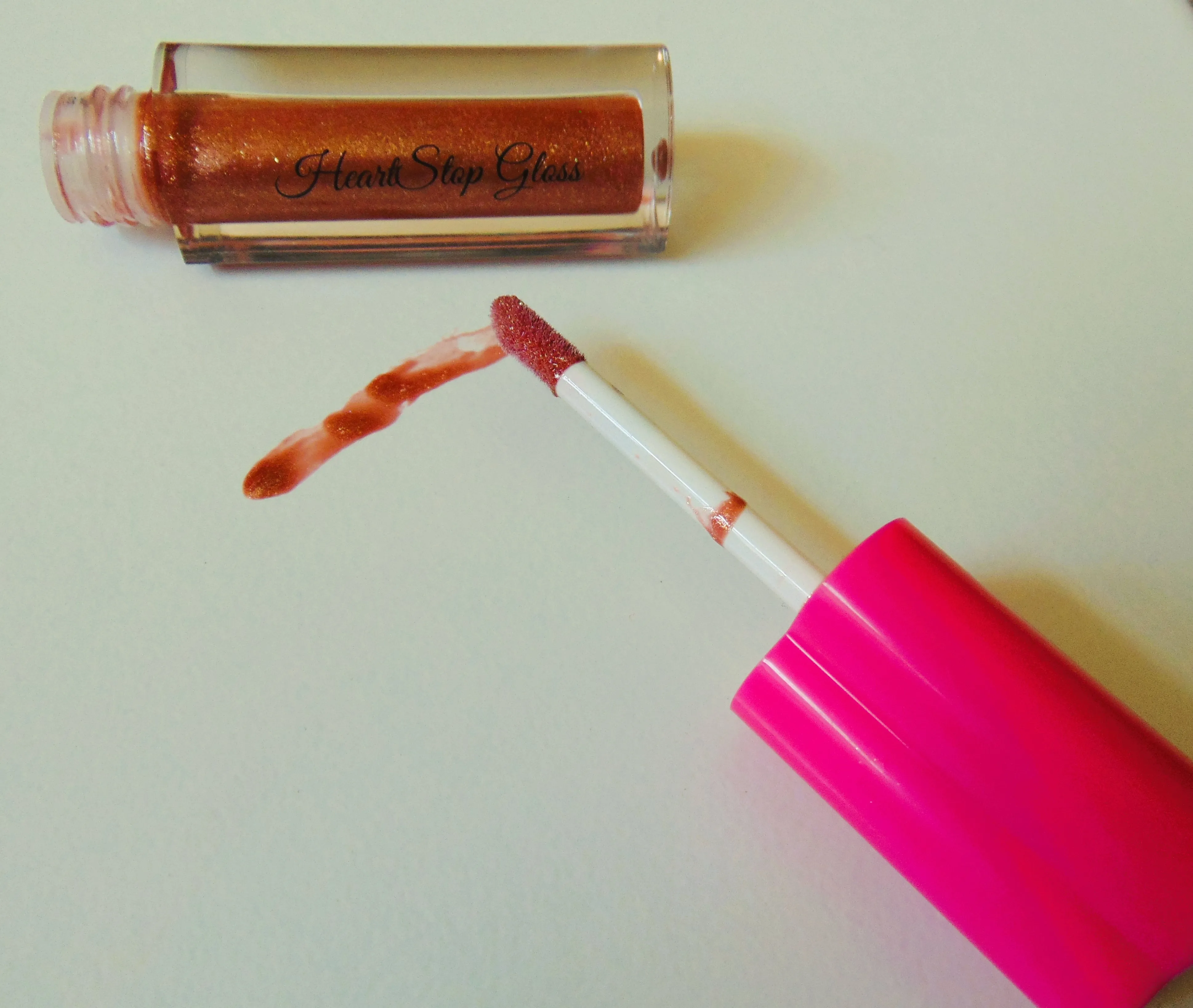 Zephyr Heartstop Lip Gloss